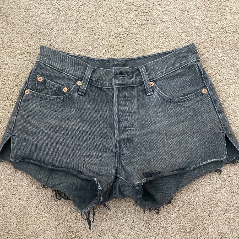 LEVI’S | 501® ORIGINAL HIGH RISE WOMEN'S SHORTS